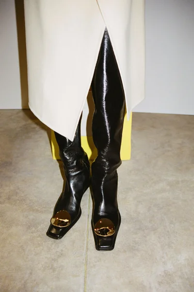 Look 8